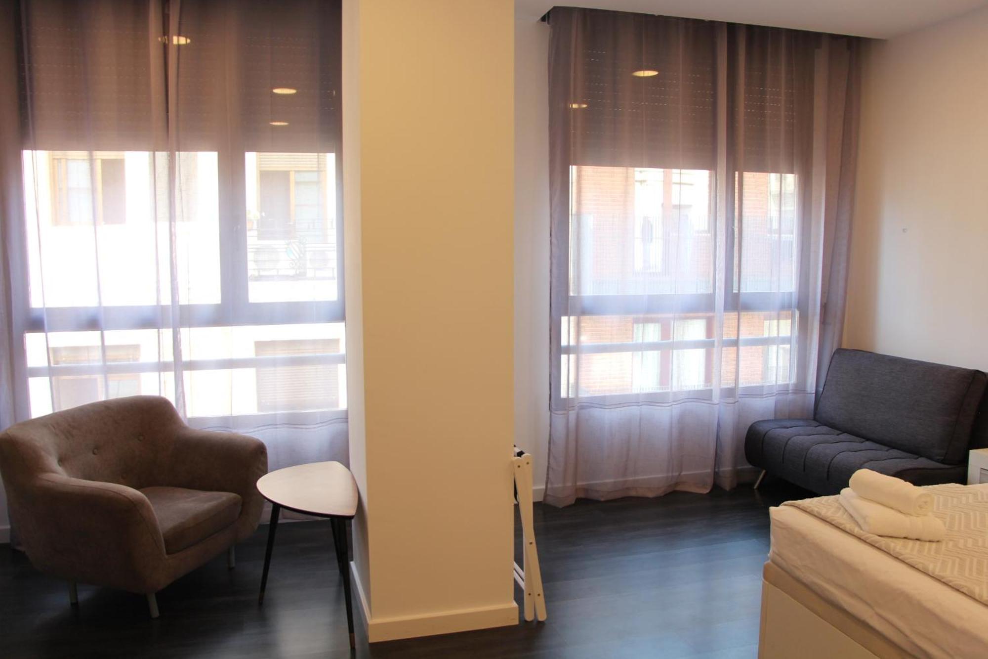 Apartment Sofi บาเลนเซีย ภายนอก รูปภาพ